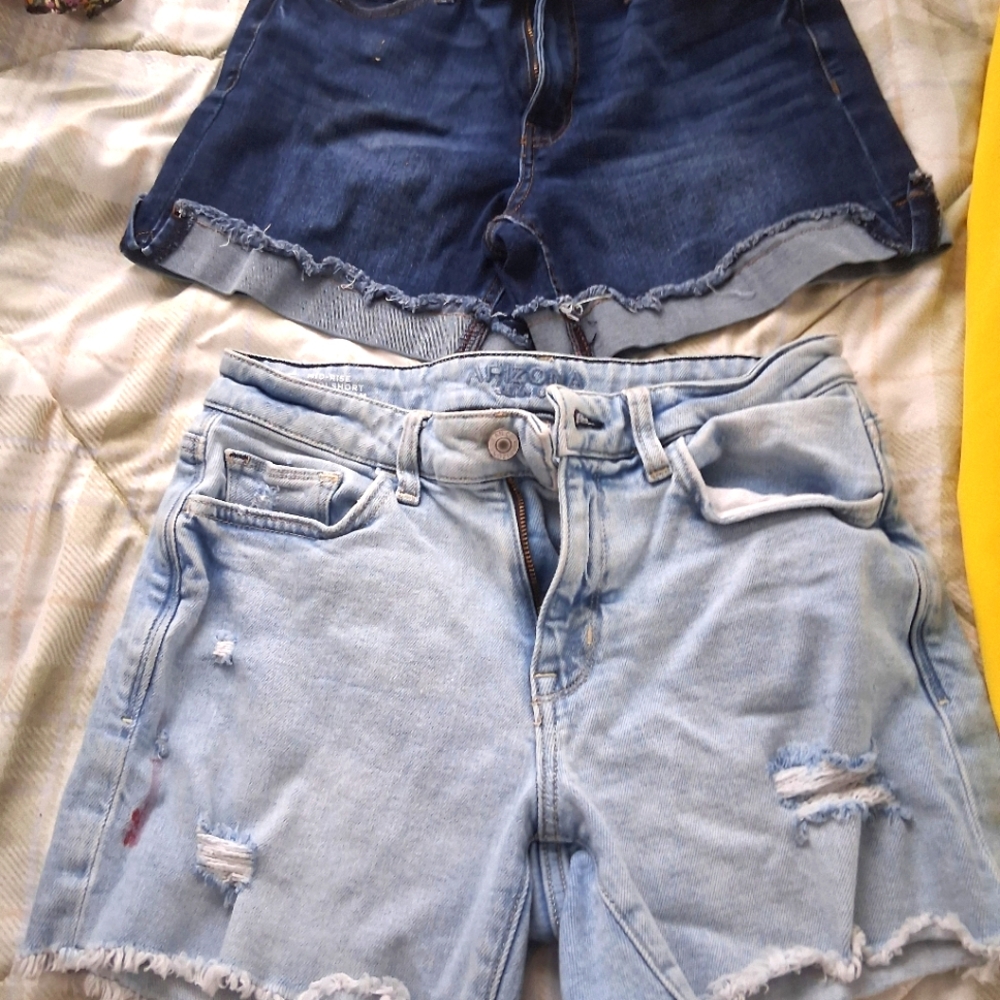 Stylish Blue Denim Women's Shorts